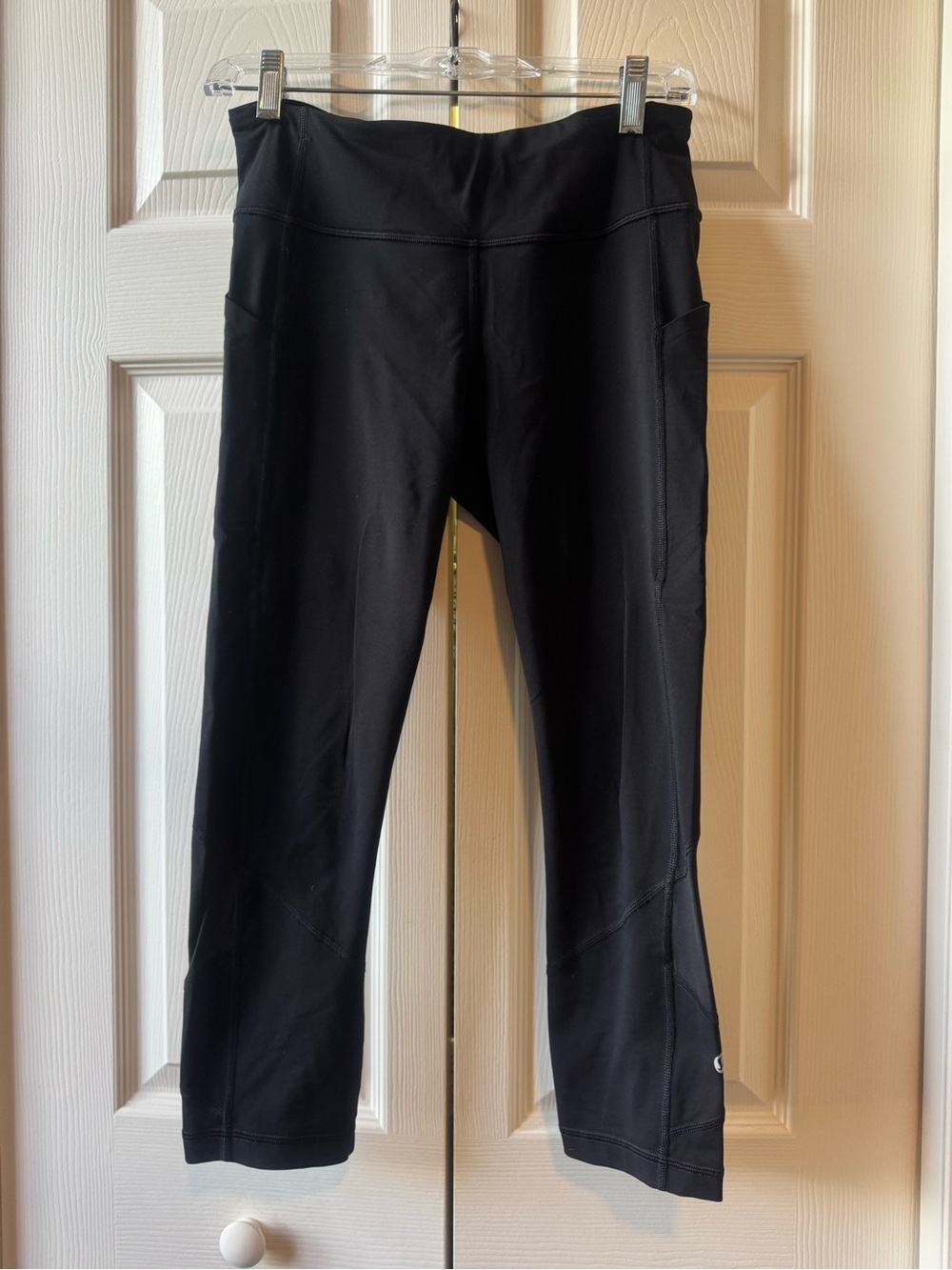 Lululemon cropped mid rise leggings